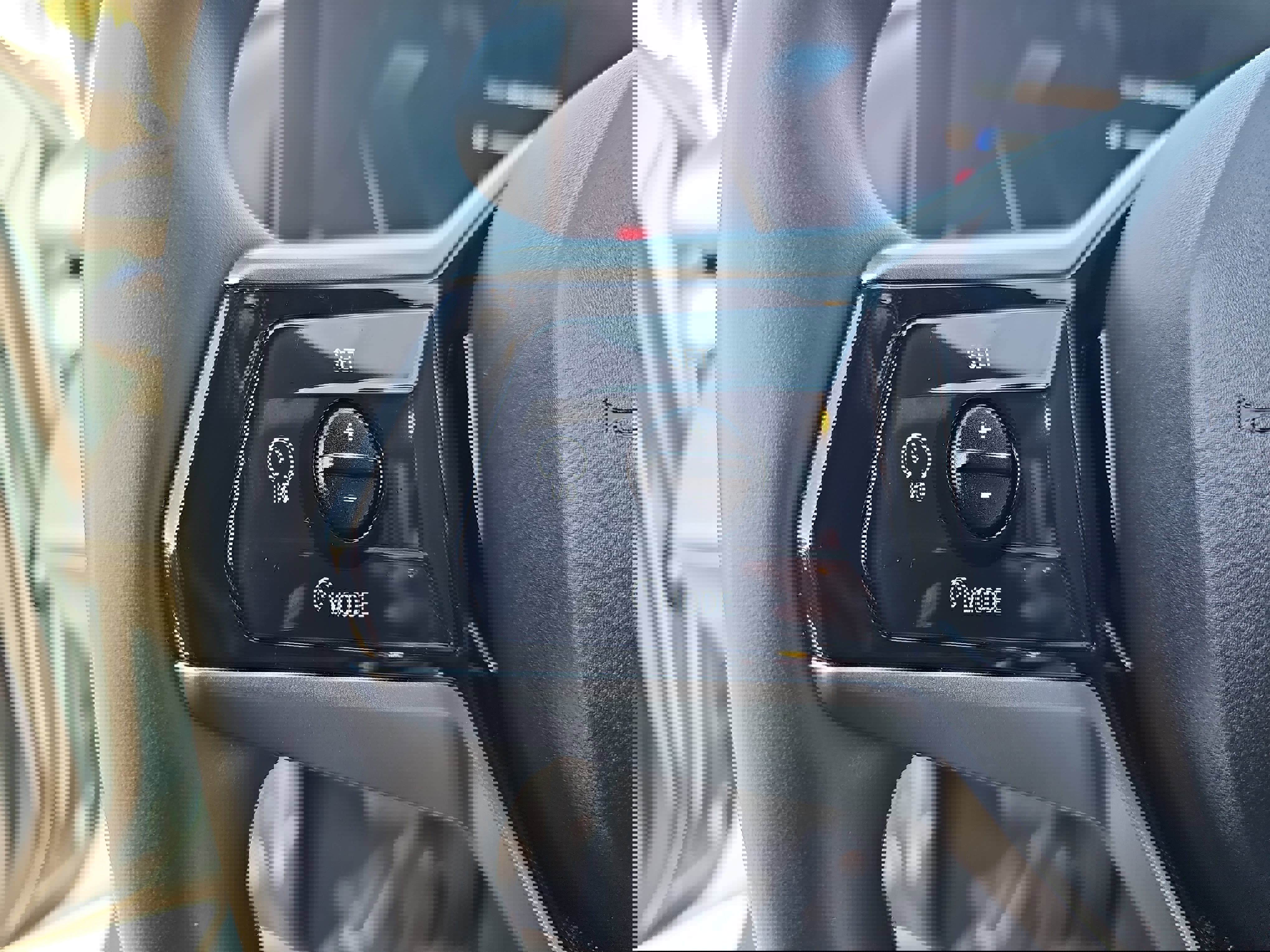 Used 2025 BMW i5 eDrive40i image 17