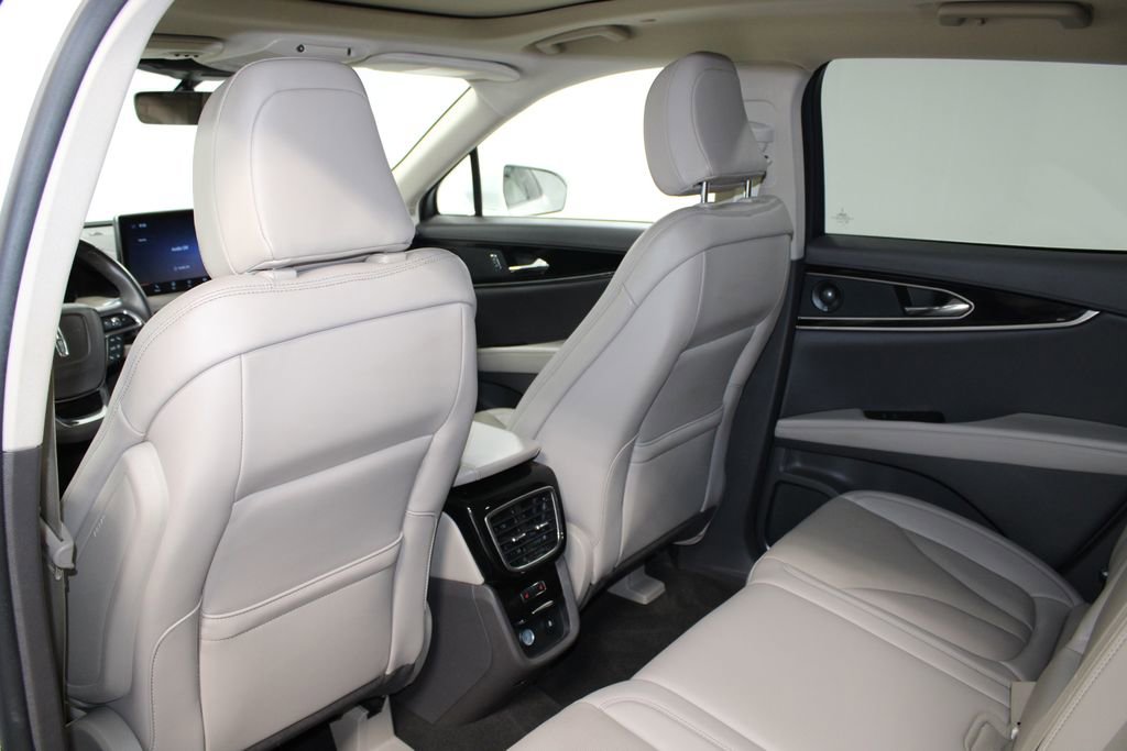 Used 2023 Lincoln Nautilus Reserve w/ Luxury Package AWD/4WD image 26
