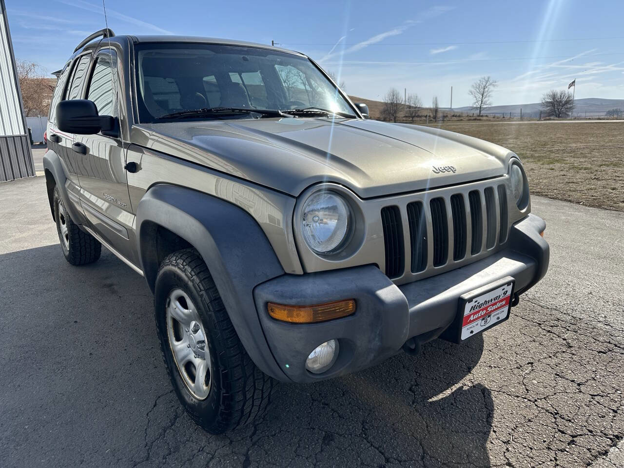 Used 2003 Jeep Liberty Sport AWD/4WD image 7