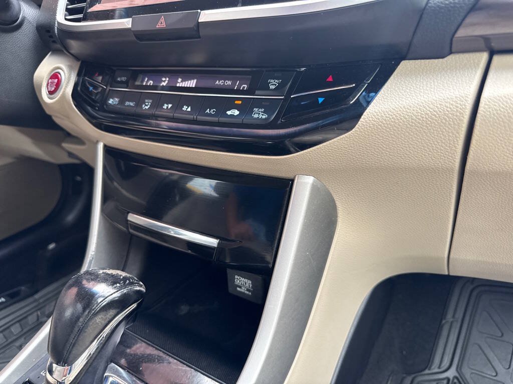 Used 2017 Honda Accord EX-L image 18