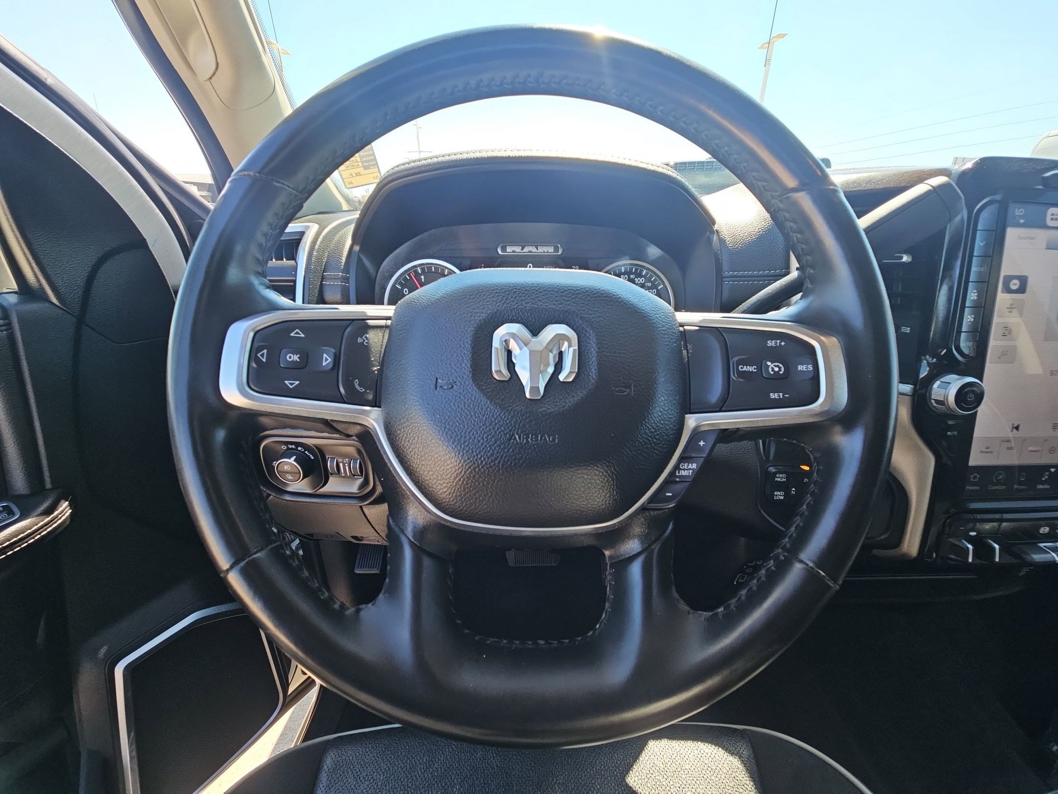 Used 2024 RAM 2500 Laramie image 16