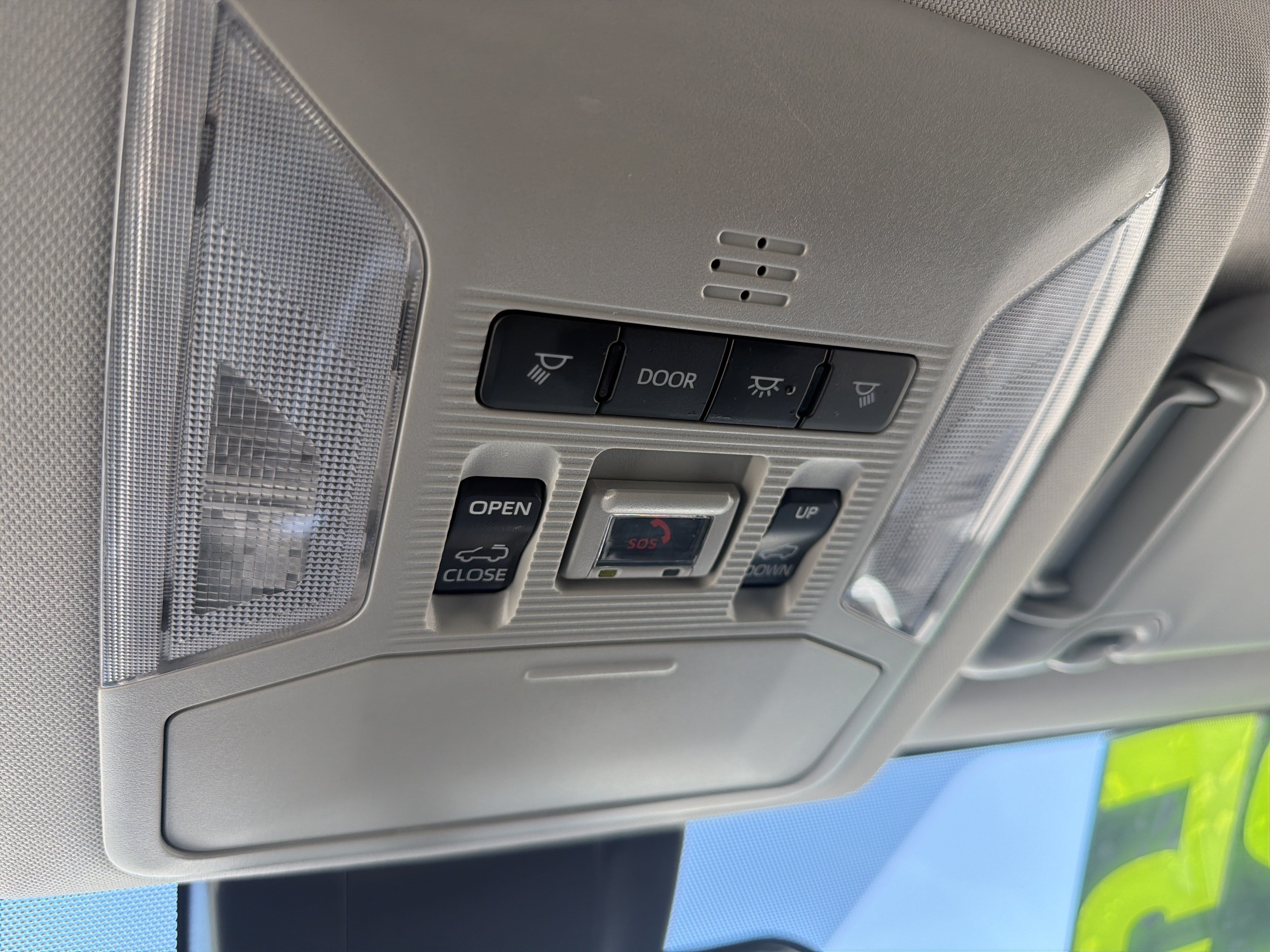 Certified 2025 Toyota RAV4 XLE w/ Convenience Package FWD image 4