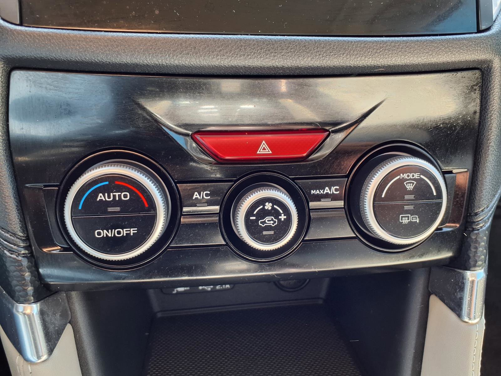 Used 2024 Subaru Forester Premium image 8