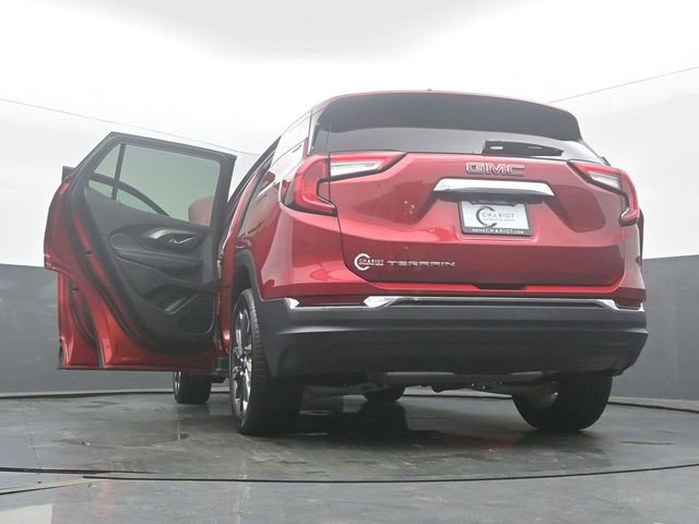 Certified 2024 GMC Terrain SLT w/ LPO, Floor Liner Package FWD image 58