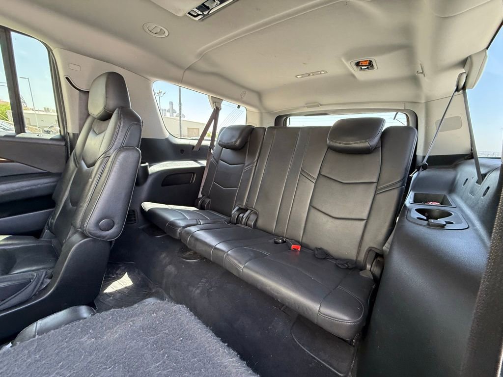 Used 2017 Cadillac Escalade ESV Premium Luxury image 9