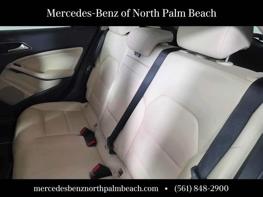 Used 2018 Mercedes-Benz GLA 250 image 16