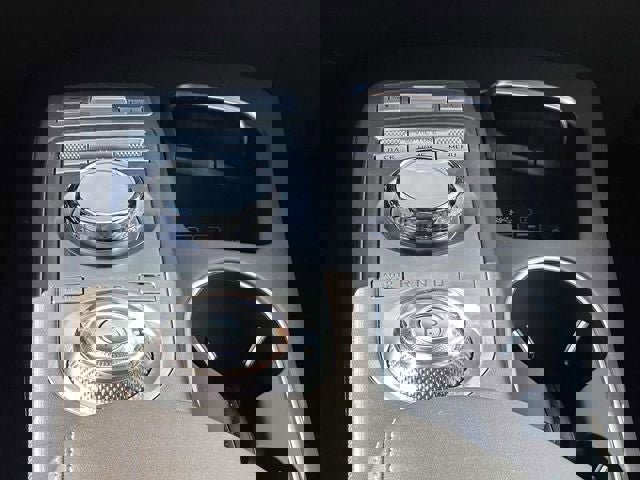 Used 2025 Genesis GV70 3.5T Sport image 24