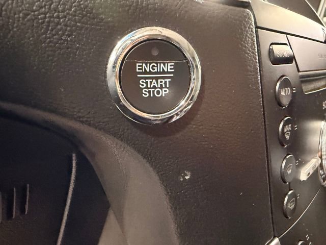 Used 2018 Ford Edge Titanium w/ Technology Package image 27