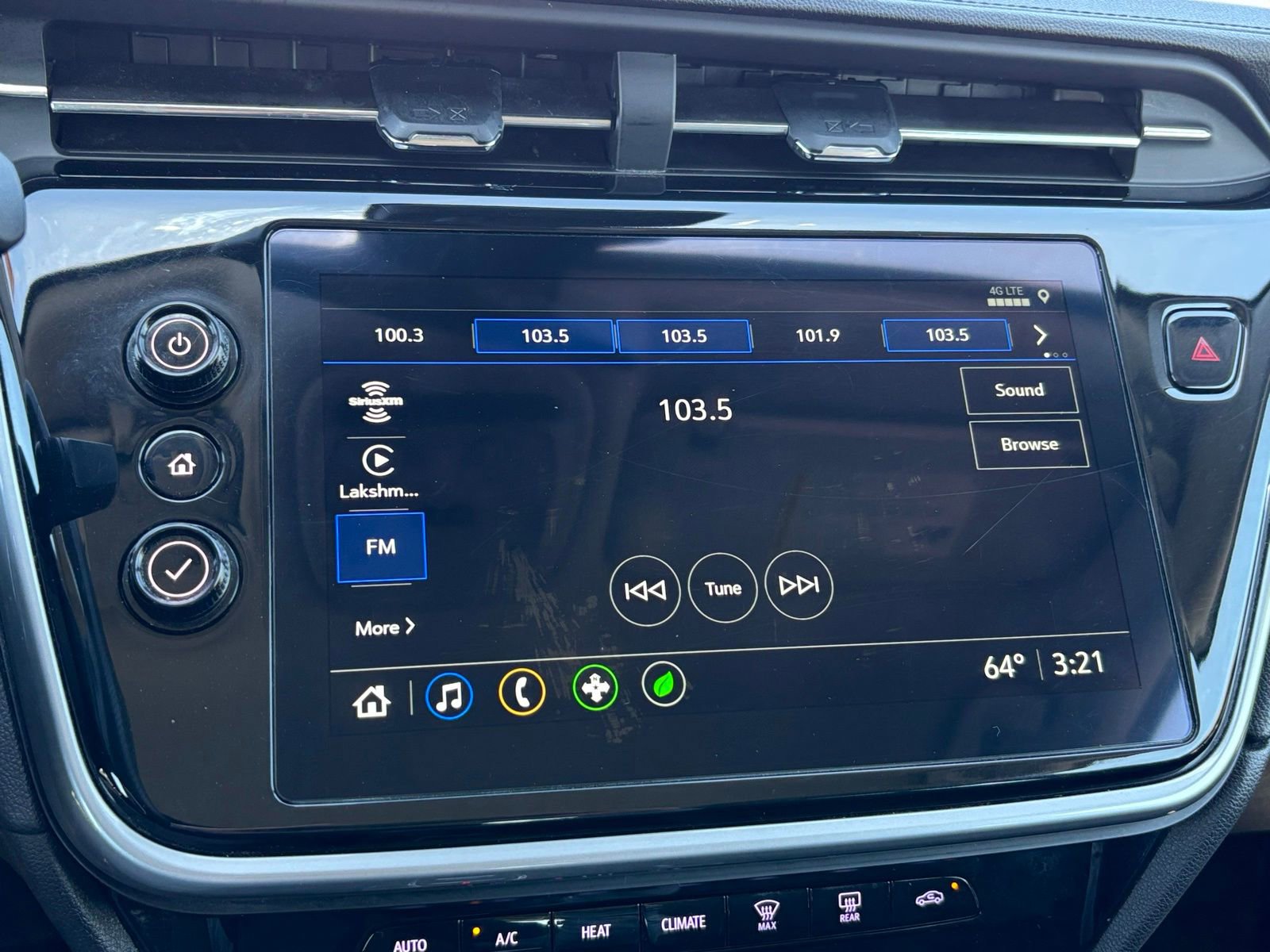 Used 2023 Chevrolet Bolt EUV LT FWD image 24