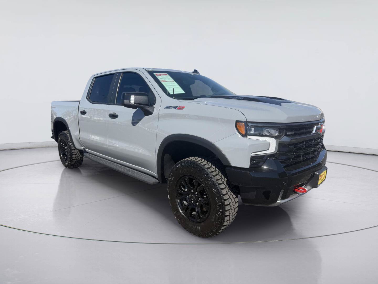 Used 2025 Chevrolet Silverado 1500 ZR2 w/ Technology Package AWD/4WD image 4
