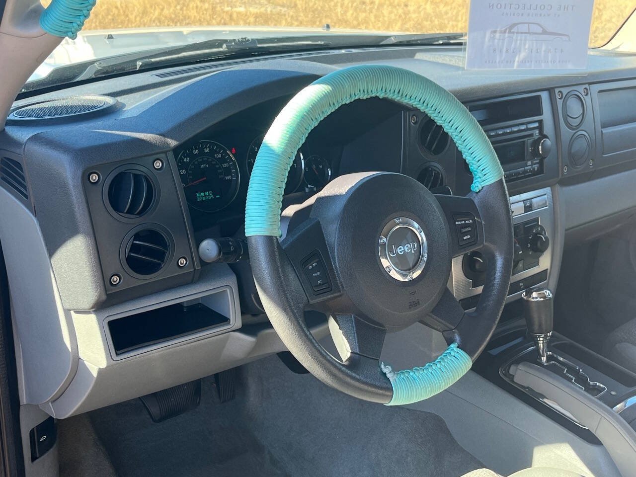 Used 2006 Jeep Commander 2WD w/ Popular Equipment Group image 9