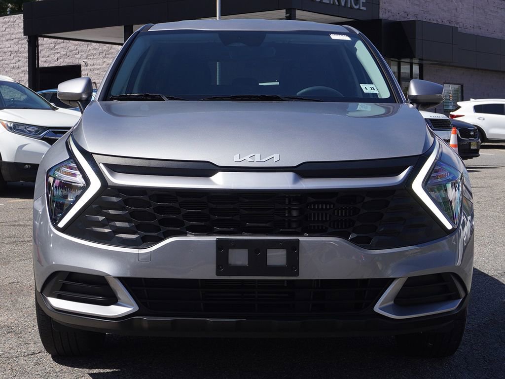 Used 2023 Kia Sportage LX image 10