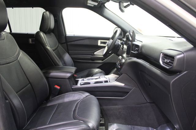 Used 2020 Ford Explorer ST w/ ST Street Pack AWD/4WD image 29