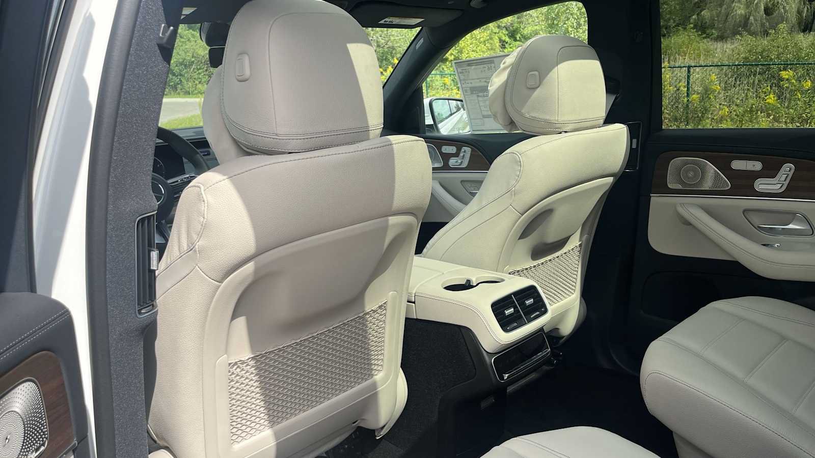 New 2026 Mercedes-Benz GLS 580 4MATIC image 31