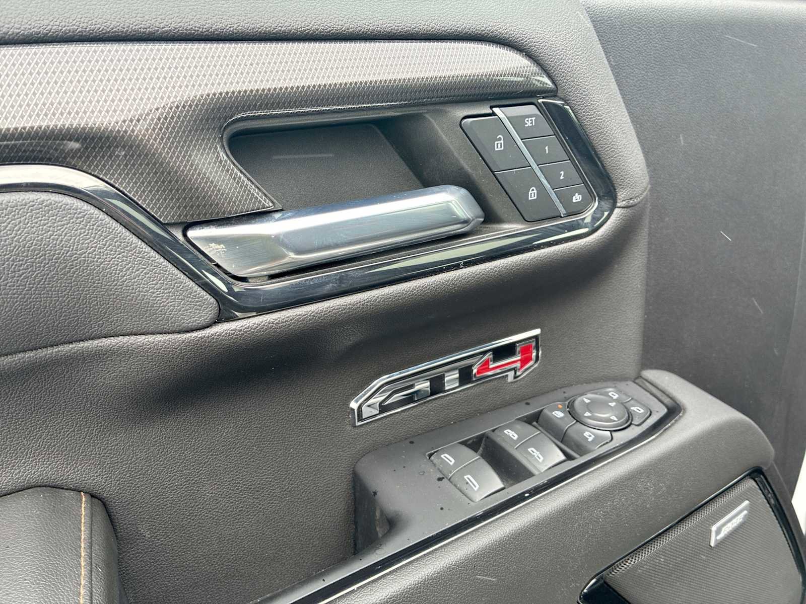 Certified 2022 GMC Sierra 1500 AT4 w/ Technology Package image 25