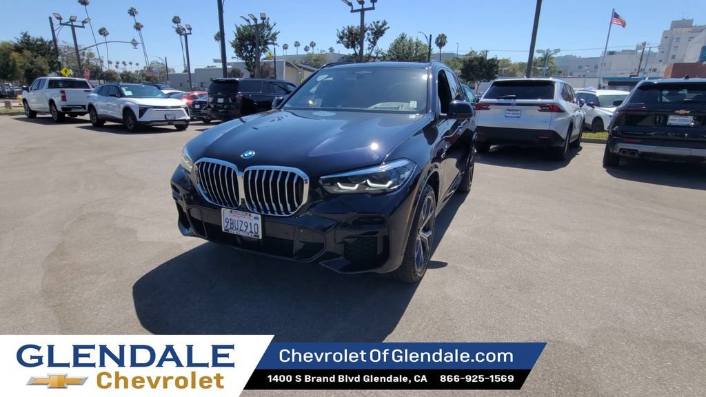 Used 2022 BMW X5 xDrive45e w/ M Sport Package AWD/4WD image 4