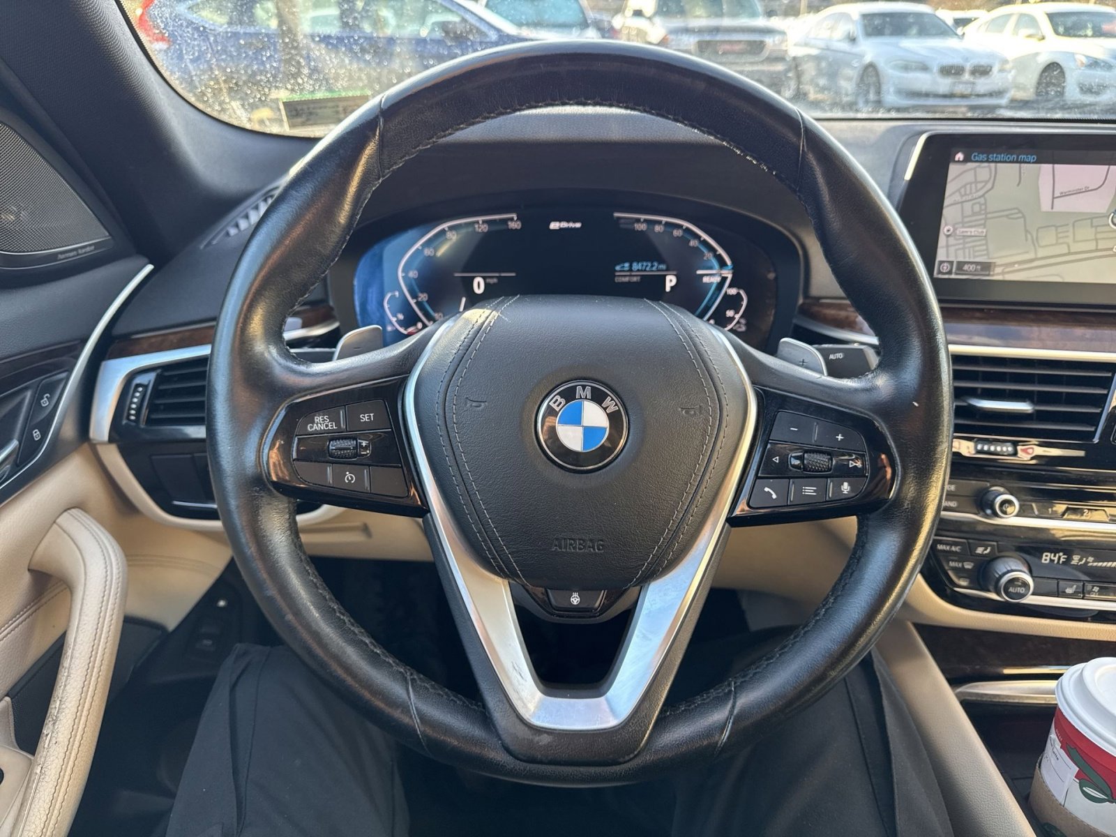 Used 2020 BMW 530e xDrive w/ Premium Package image 18