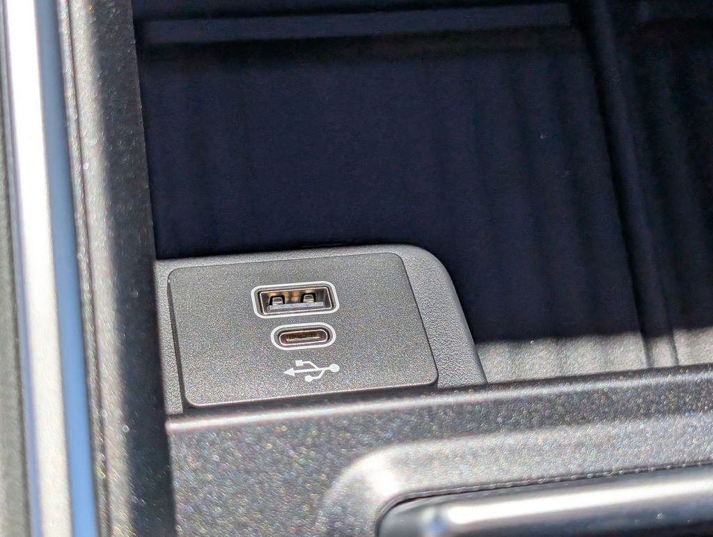 New 2026 Ford Expedition Active AWD/4WD image 40