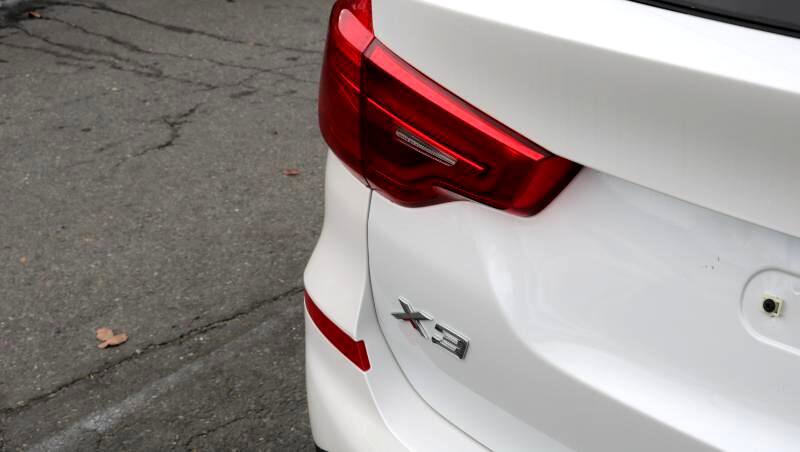 Used 2018 BMW X3 xDrive30i image 7