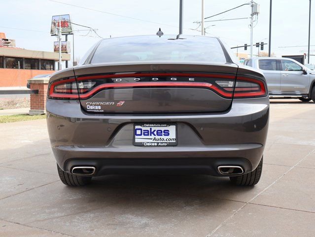 Used 2022 Dodge Charger SXT w/ Driver Convenience Group image 7