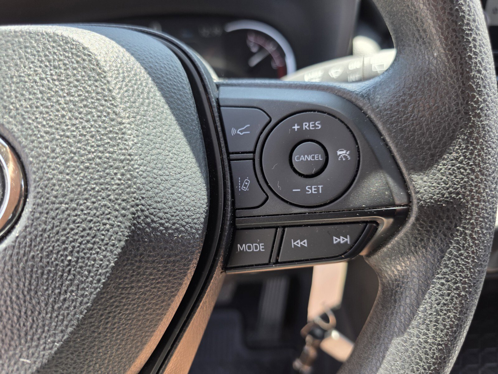 Certified 2024 Toyota RAV4 LE FWD image 24