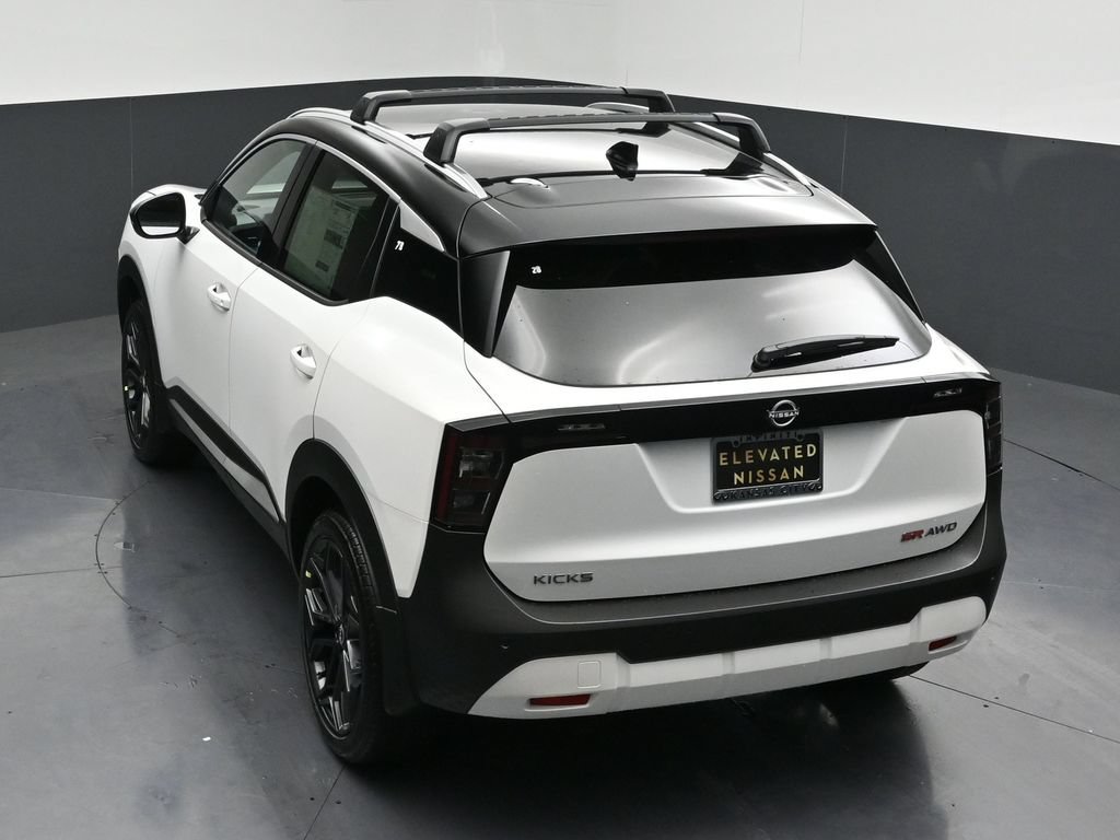 New 2026 Nissan Kicks SR AWD/4WD image 23
