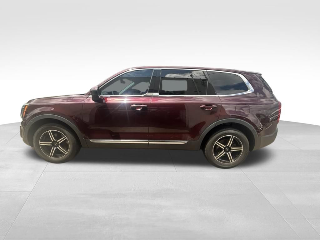 Used 2021 Kia Telluride LX FWD image 3