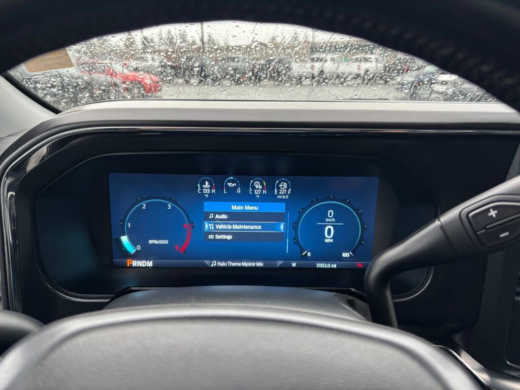 Used 2024 Ford F350 Lariat image 19