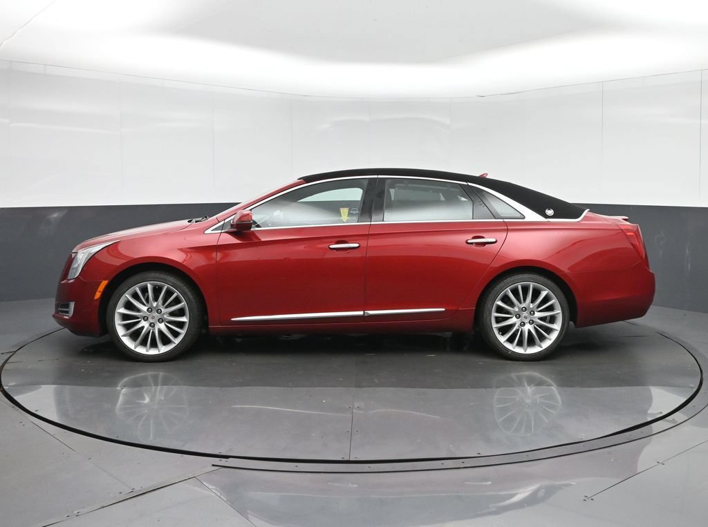 Used 2013 Cadillac XTS Platinum FWD image 4