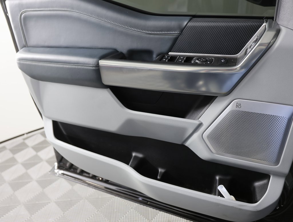 Used 2024 Ford F250 Limited w/ FX4 Off-Road Package image 30