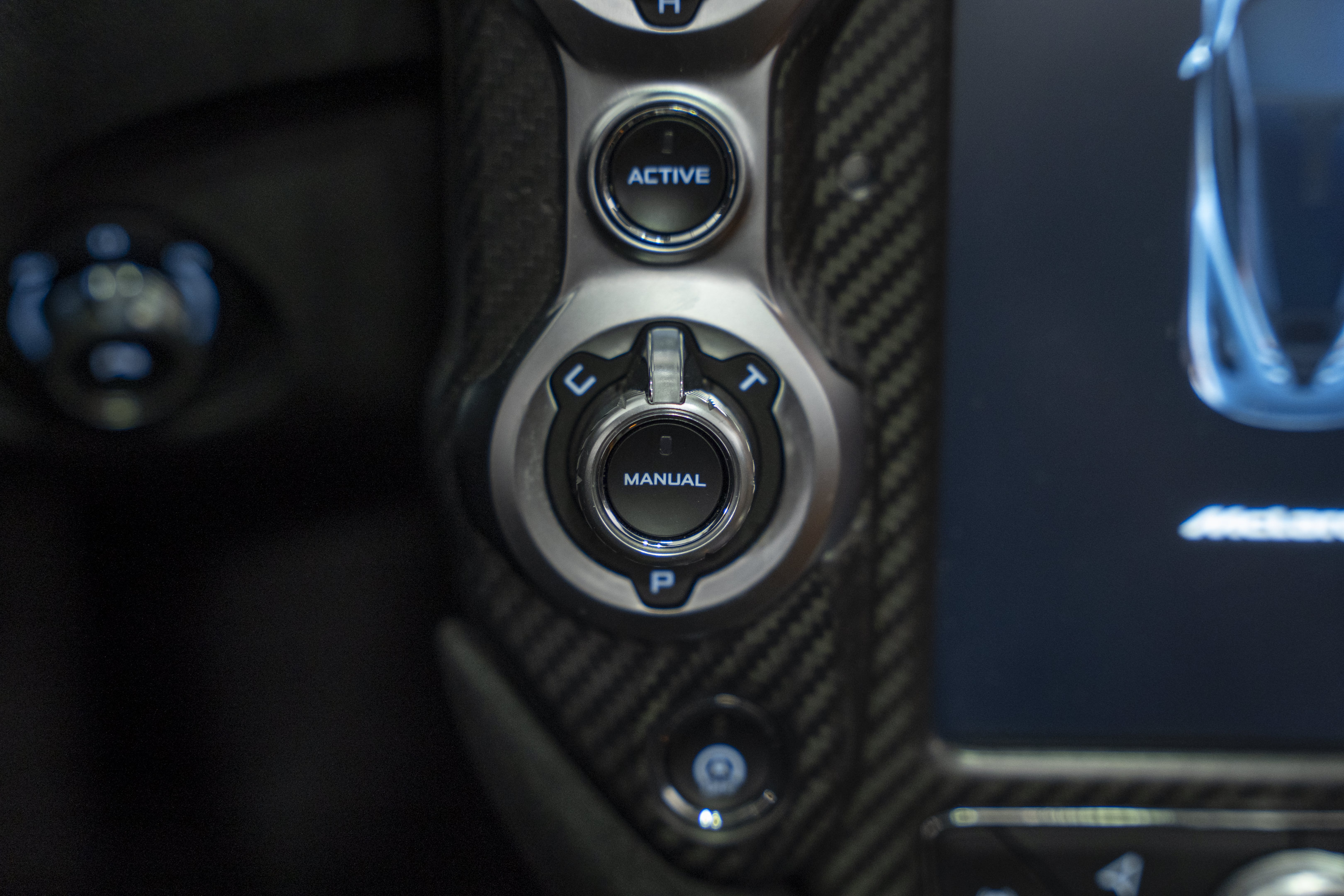 Used 2022 McLaren 720S Spider RWD image 50