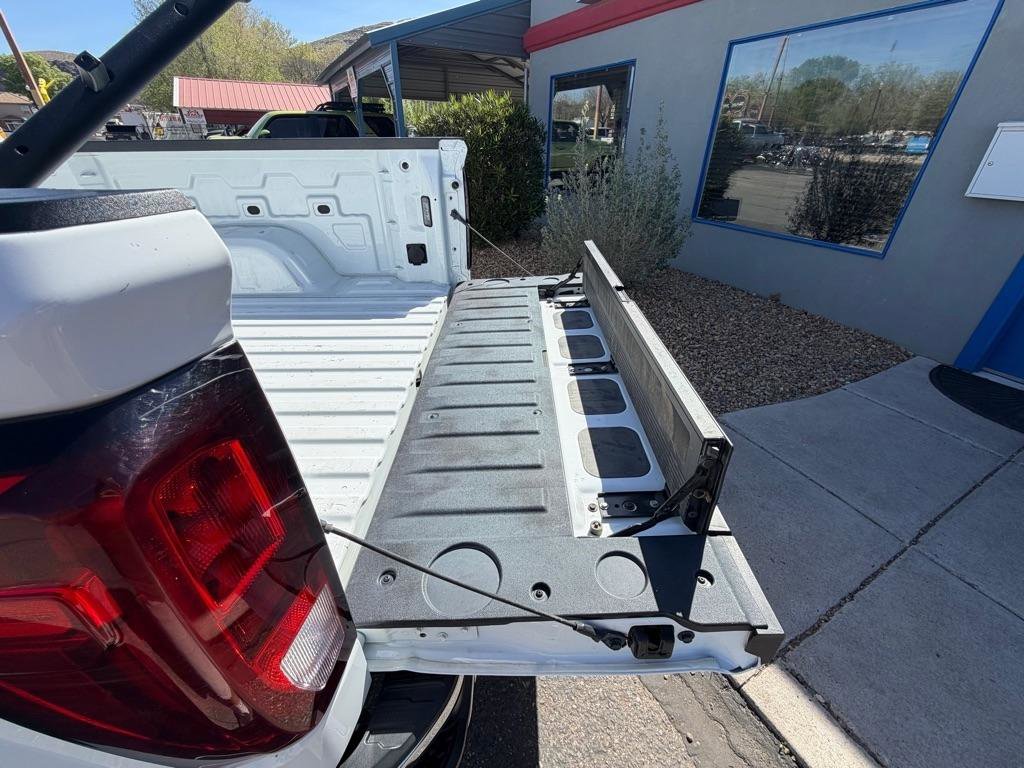 Used 2023 GMC Sierra 1500 SLE AWD/4WD image 23