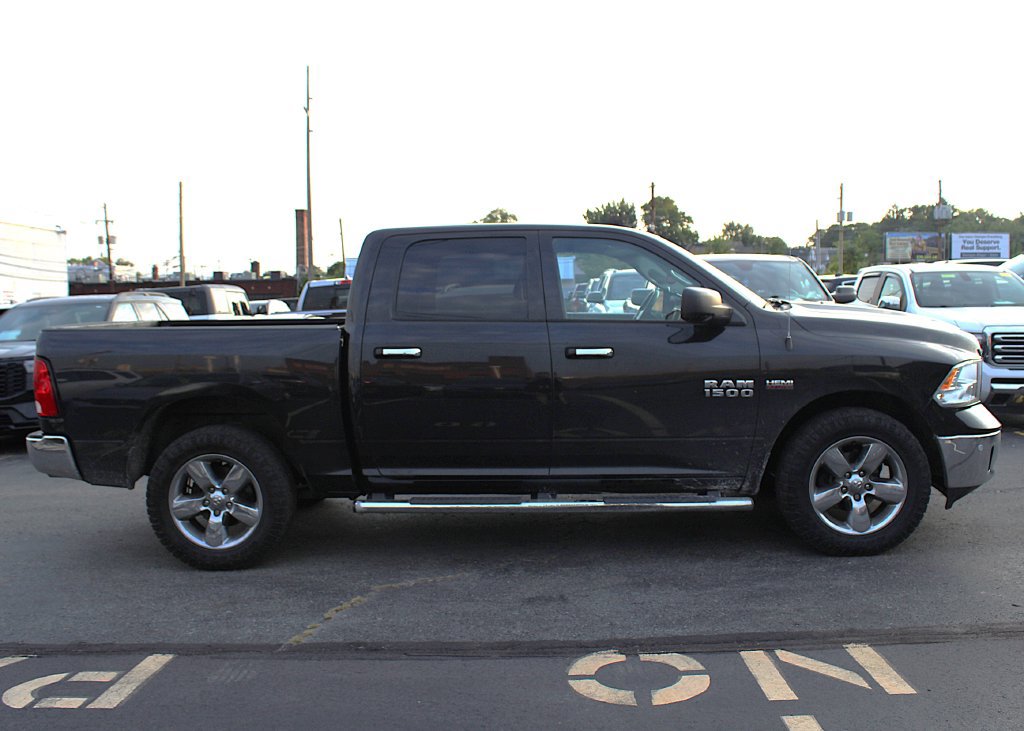 Certified 2017 RAM 1500 Big Horn AWD/4WD image 3