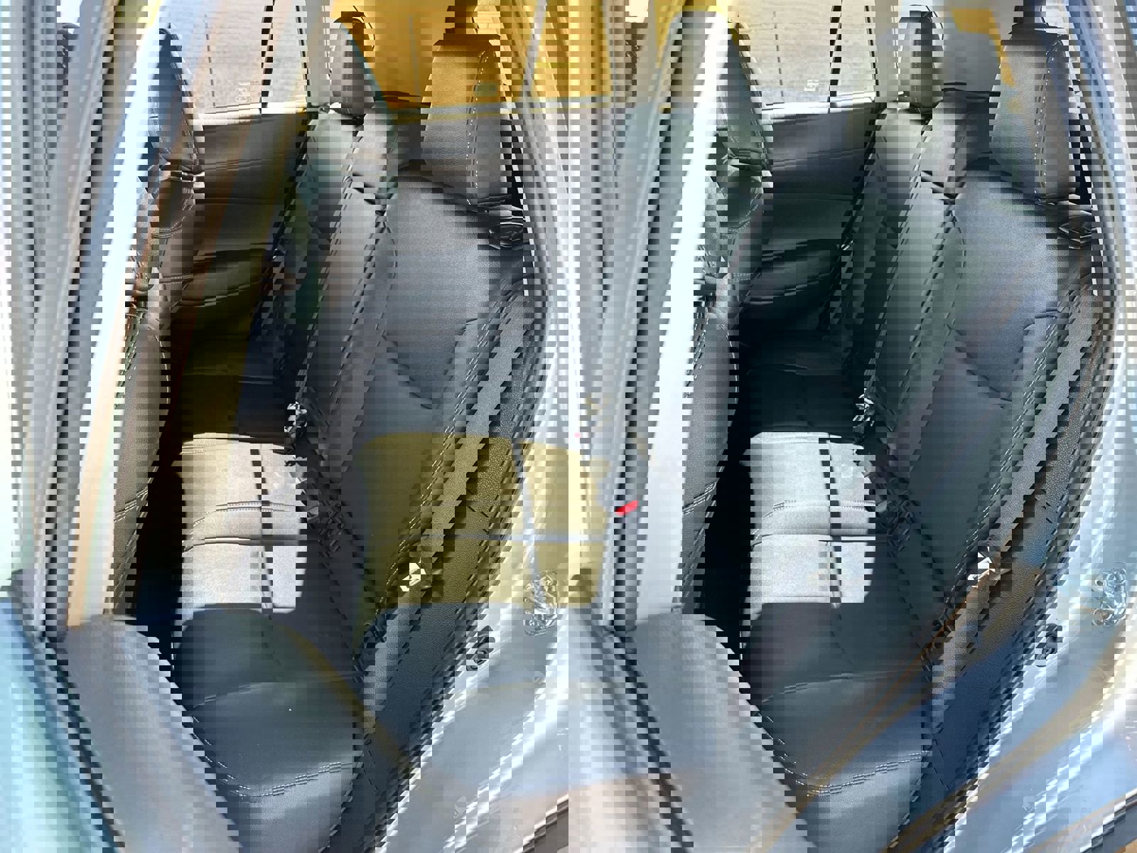 Used 2023 Toyota Corolla Cross XLE image 21