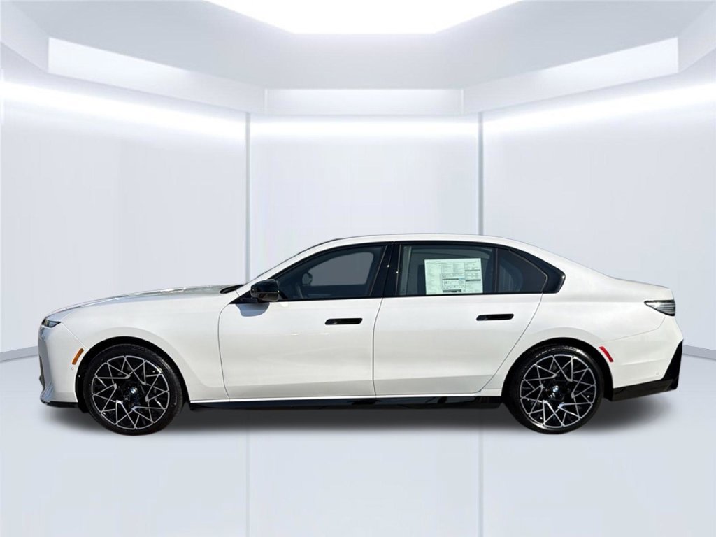 New 2027 BMW 740i xDrive w/ M Sport Professional Package AWD/4WD image 3