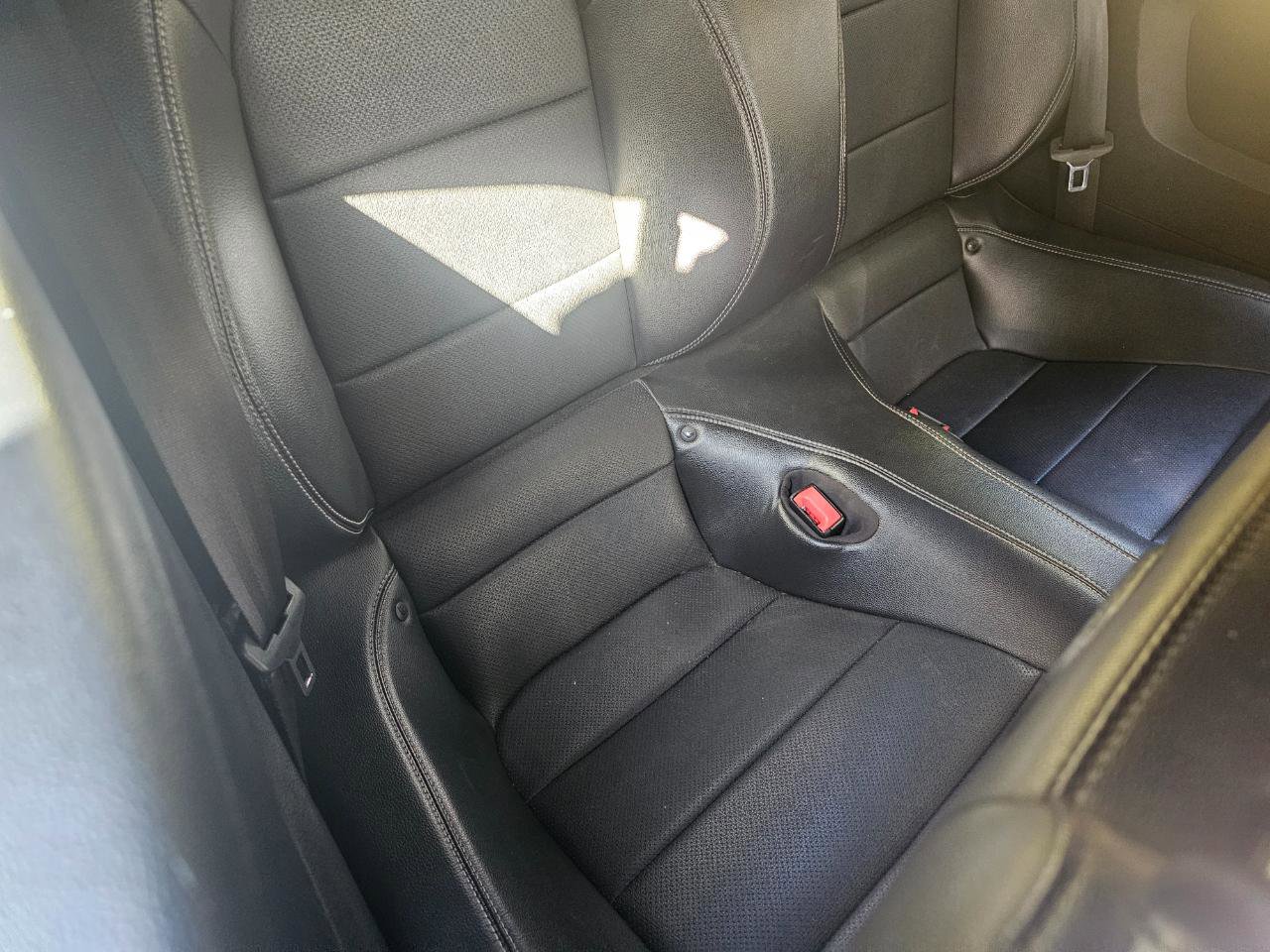Used 2018 Ford Mustang Premium RWD image 18