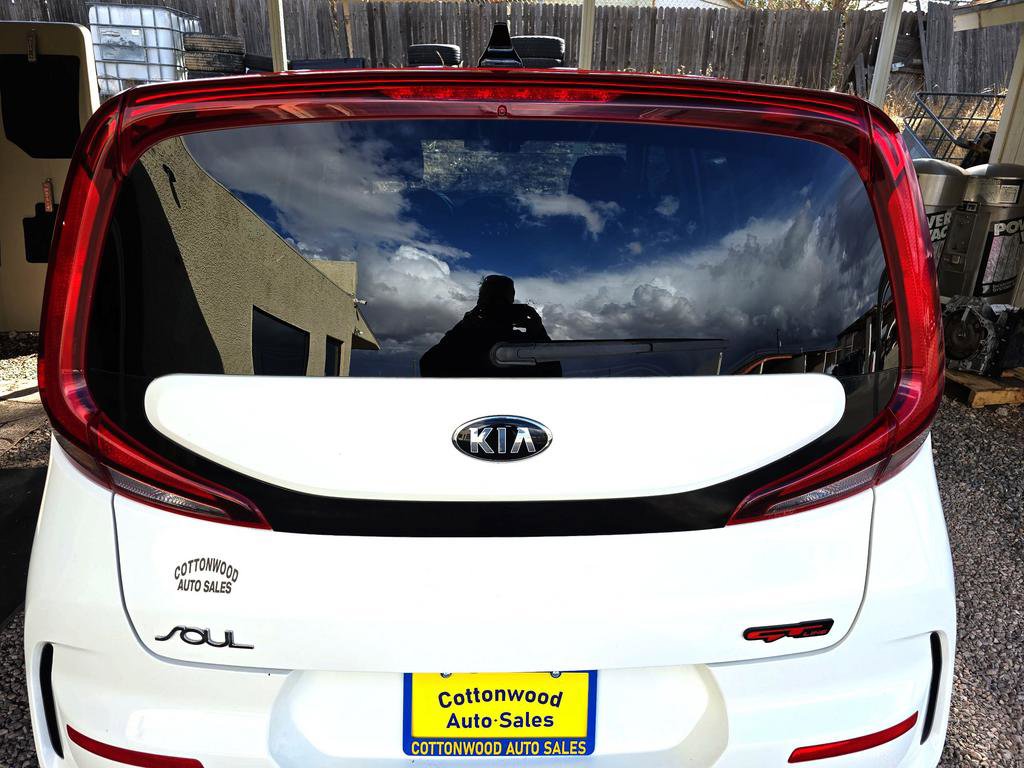 Used 2020 Kia Soul GT-Line FWD image 32