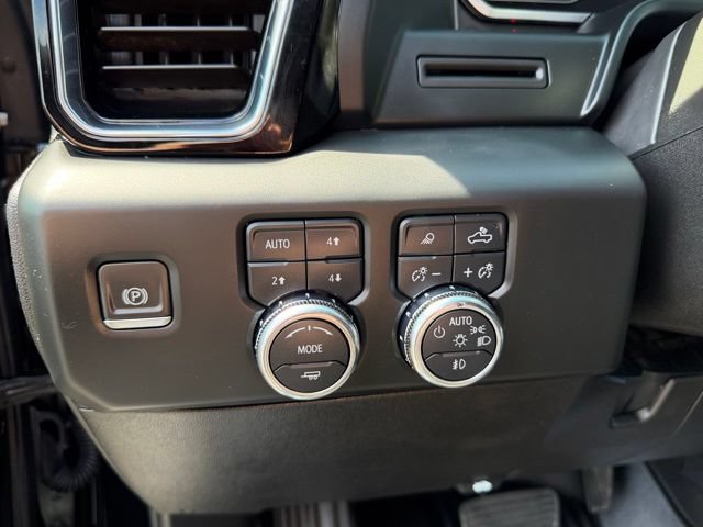 Used 2024 GMC Sierra 2500 Denali AWD/4WD image 22