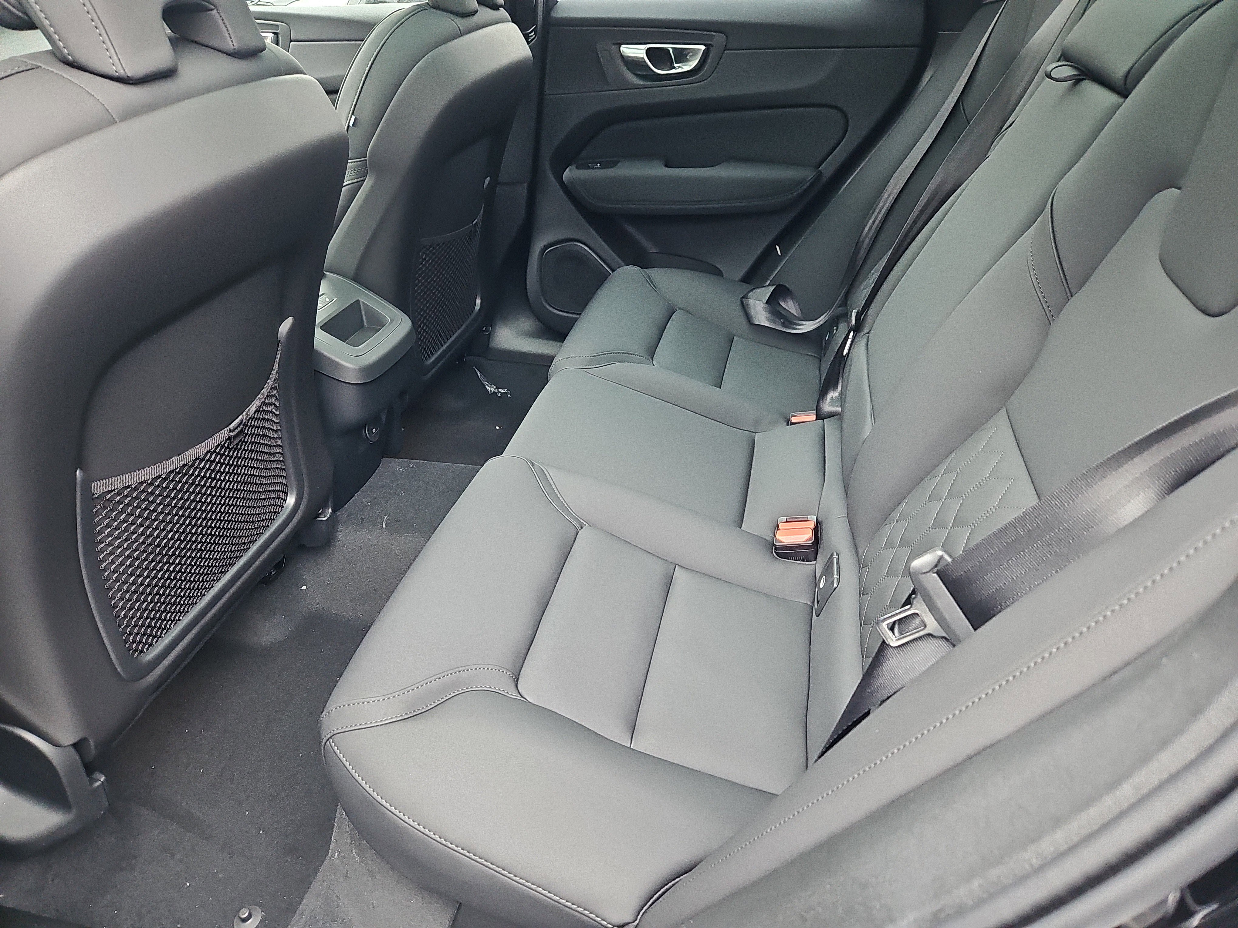 New 2026 Volvo XC60 B5 Plus w/ Protection Package Premier image 22