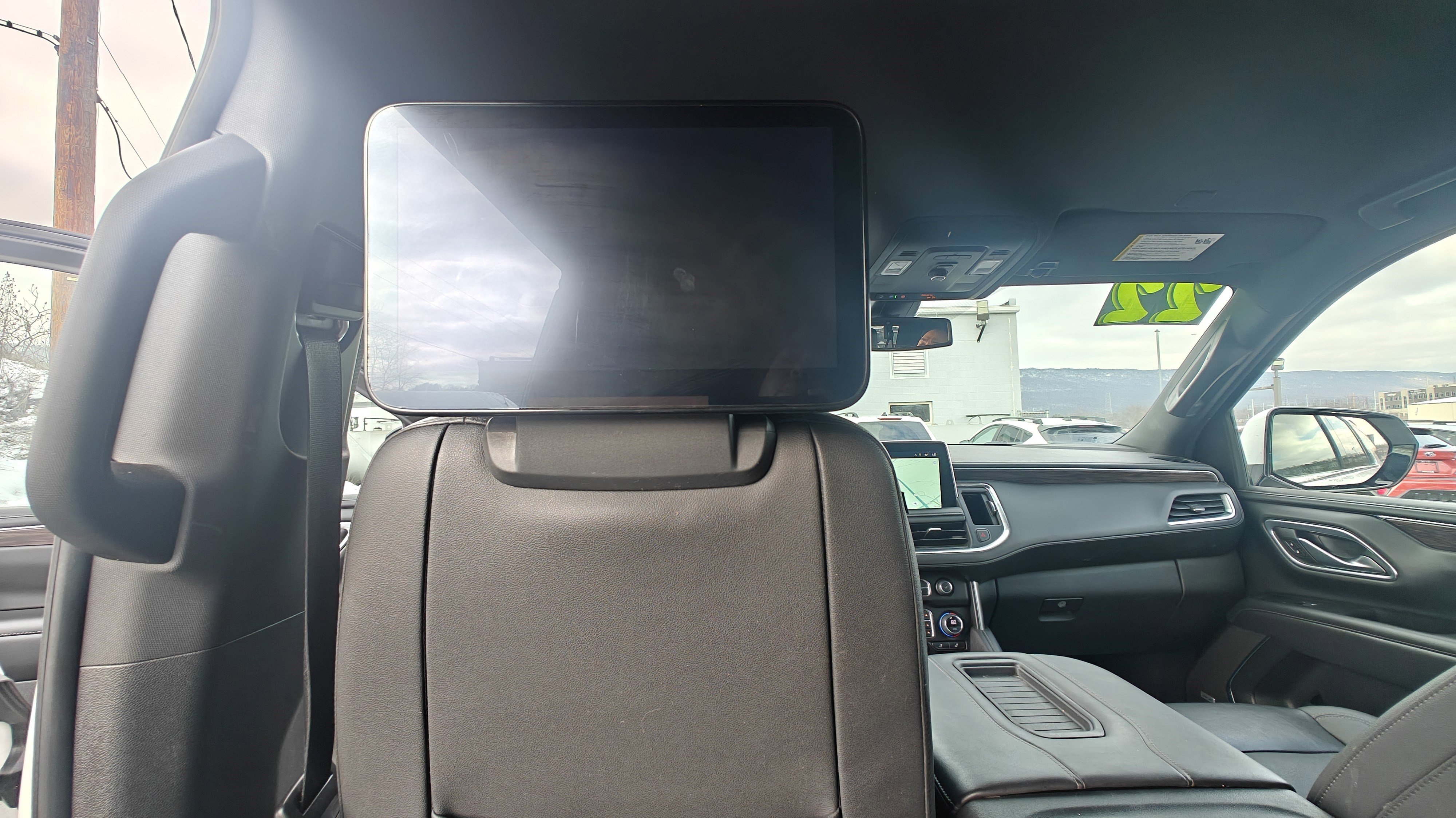 Used 2022 Chevrolet Suburban LT w/ Max Trailering Package image 21