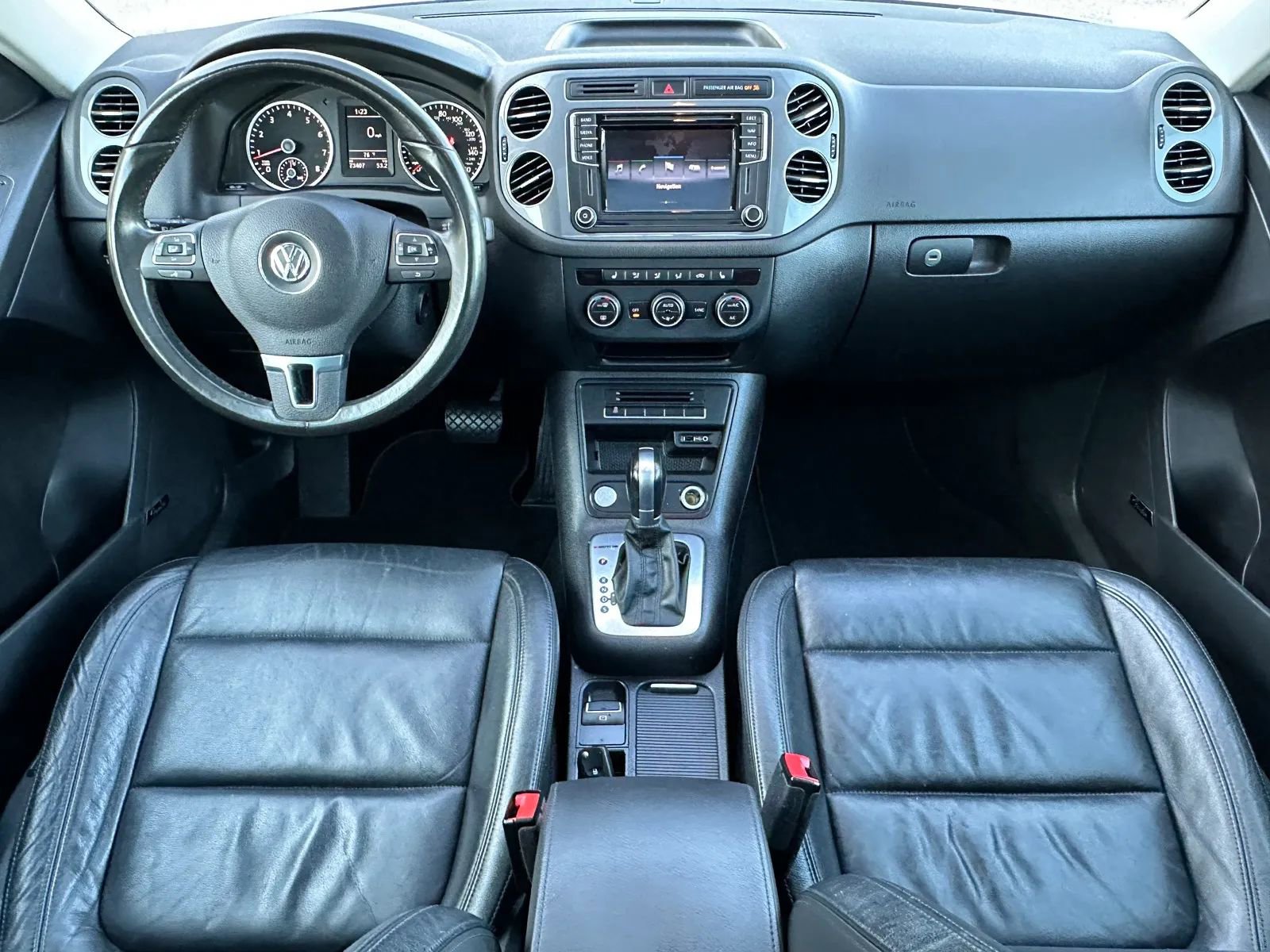 Used 2016 Volkswagen Tiguan SEL image 19