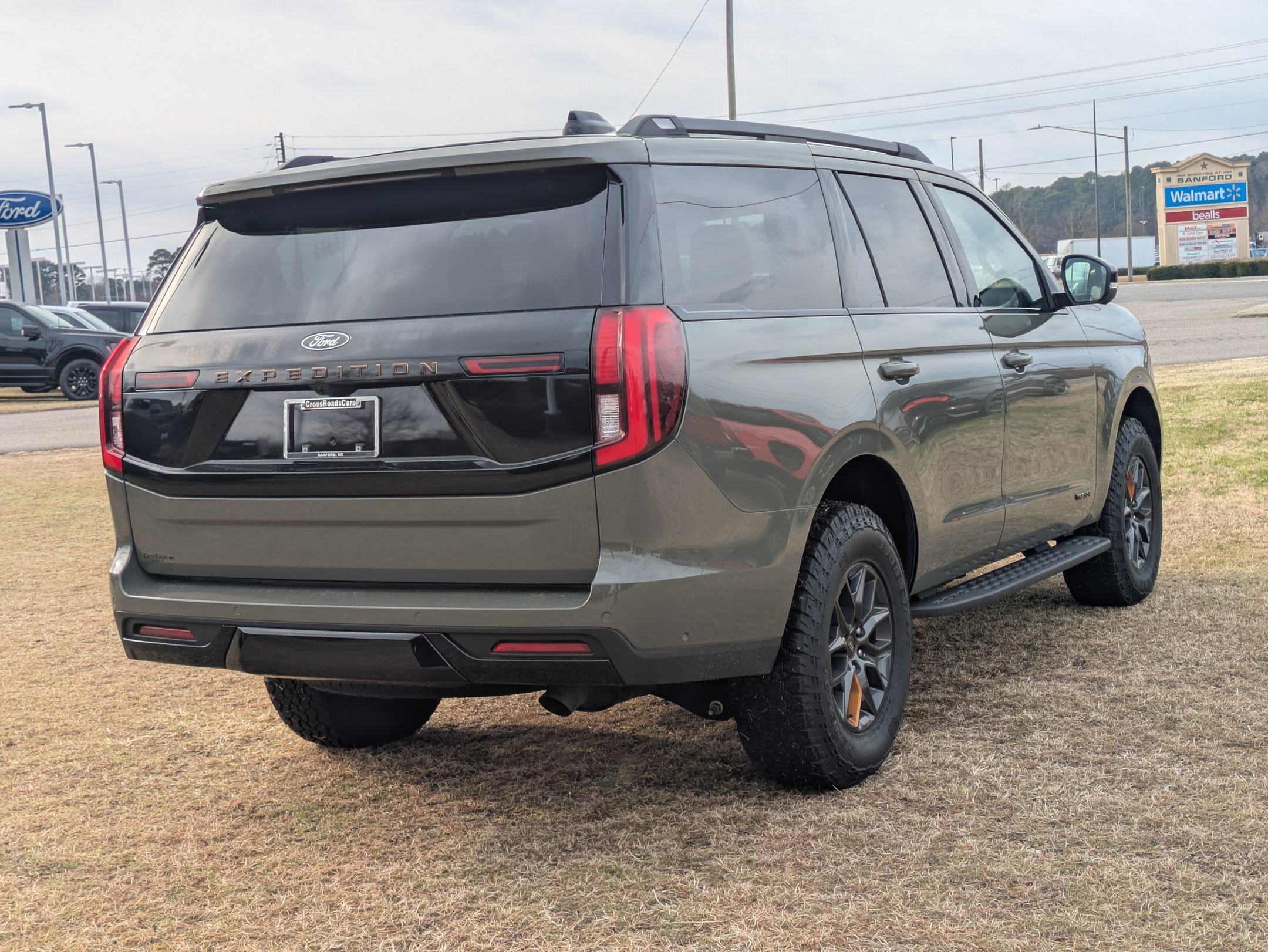 Certified 2025 Ford Expedition Tremor image 4