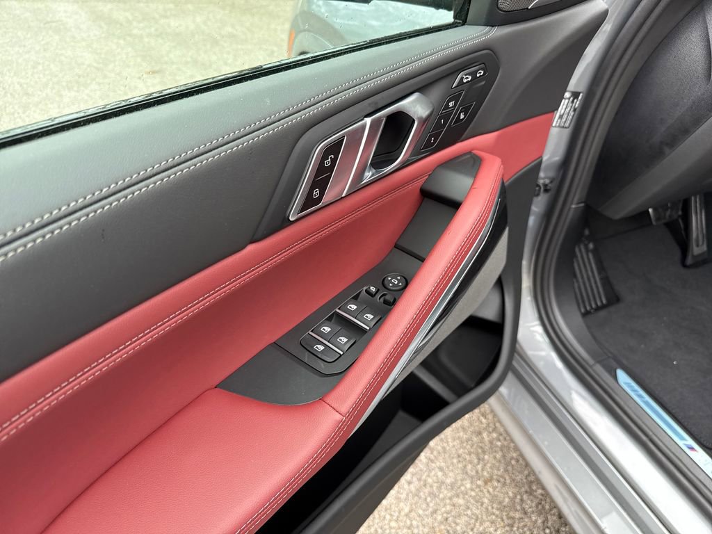 New 2026 BMW X6 xDrive40i image 12