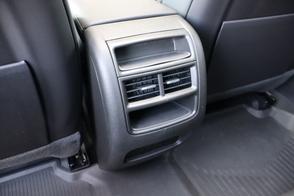 Used 2024 Cadillac XT5 Premium Luxury w/ LPO, Floor Liner Package AWD/4WD image 42