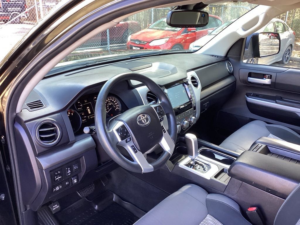 Used 2021 Toyota Tundra SR5 w/ SR5 Upgrade Package image 27