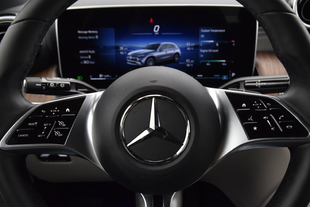Certified 2026 Mercedes-Benz GLC 300 image 22