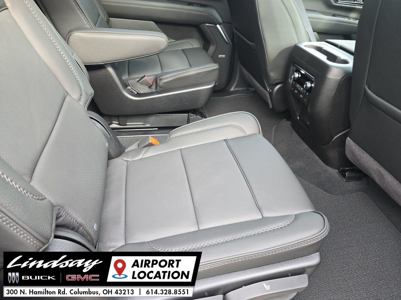 New 2026 GMC Yukon XL Denali w/ Denali Reserve Package AWD/4WD image 29