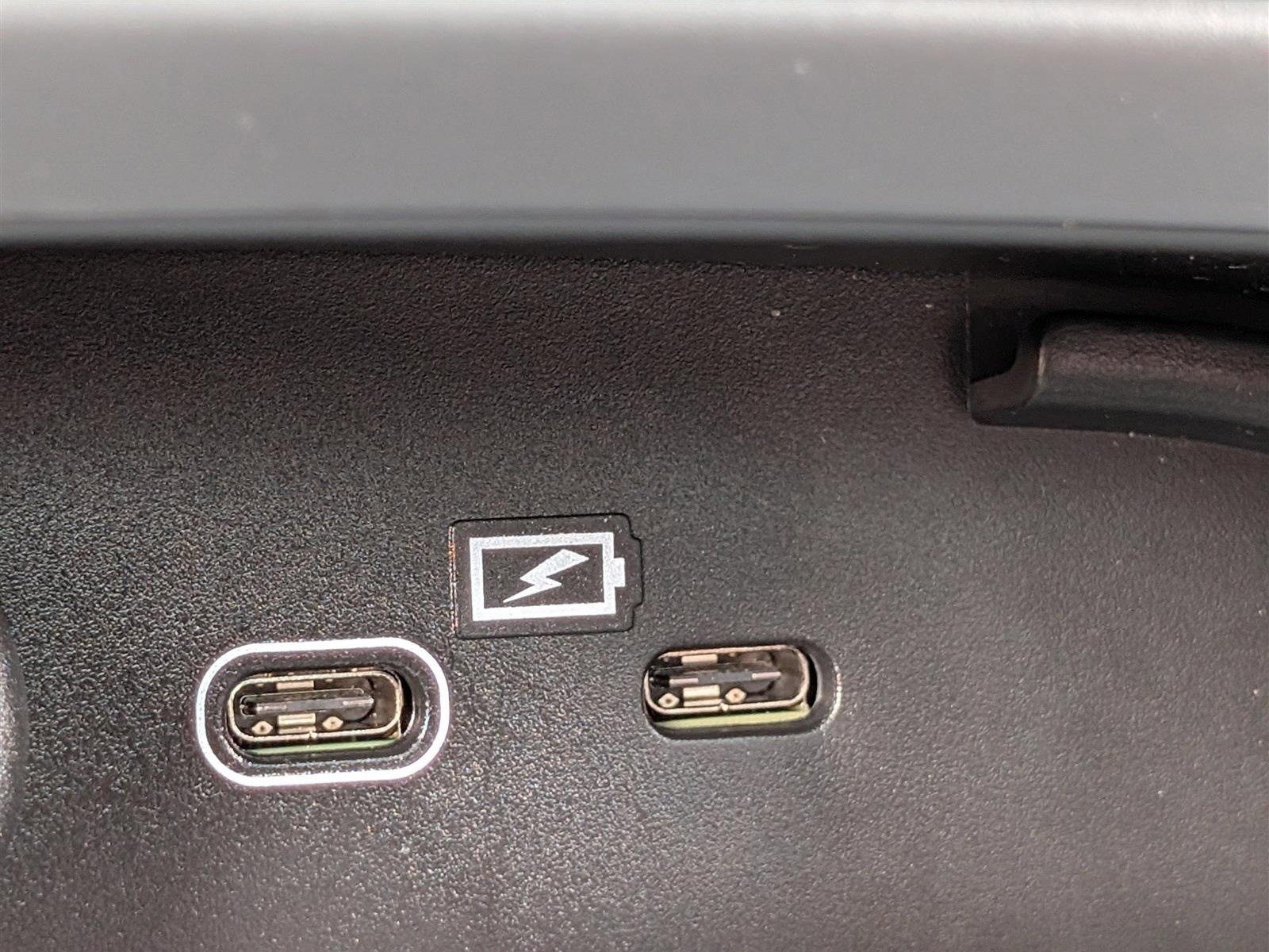 Used 2023 Volvo XC40 B5 Ultimate image 29