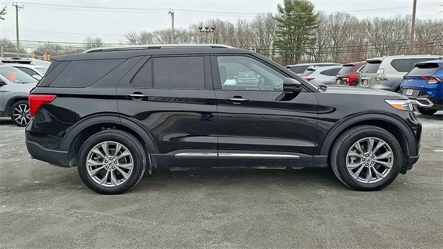Used 2023 Ford Explorer Limited w/ Equipment Group 301A image 9
