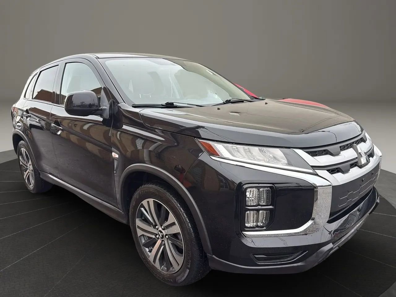 Used 2020 Mitsubishi Outlander Sport ES image 3